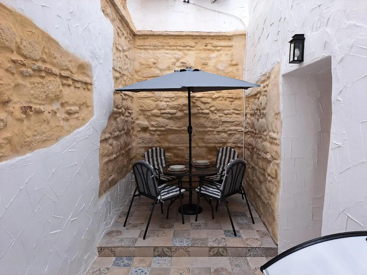 Apartamento La Zarzamora-Patio Privado Apartment Jerez de la Frontera